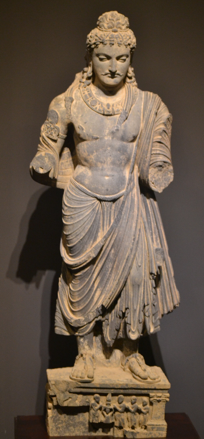 간다라 불상 서쪽으로 옮겨가 쿠샨왕국을 세운 월지인들이 남긴 간다라불상.