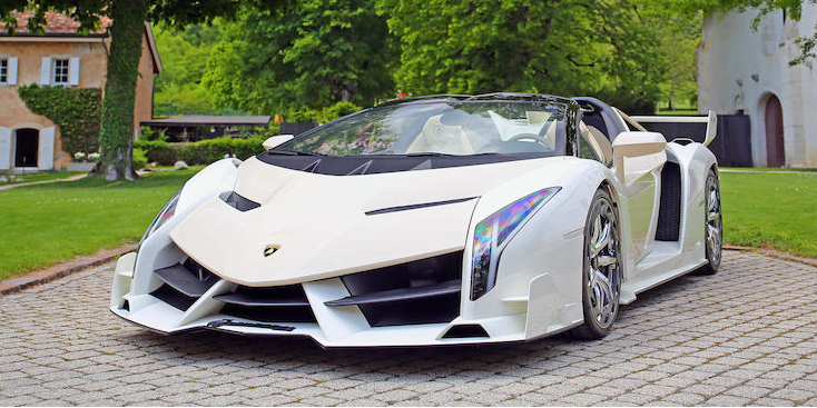 람보르기니 베네노 로드스터(사진=본햄스 경매소 제공)