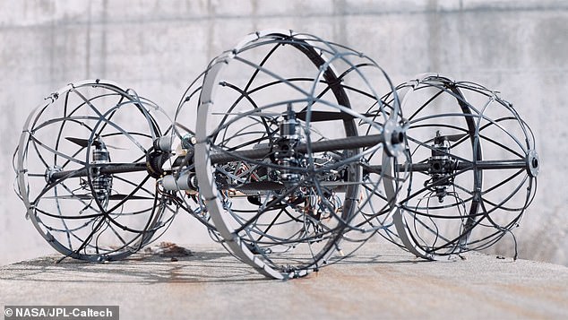 각 팀은 서로 다른 로봇과 드론을 혼합해 계단과 복잡한 지형 그리고 위험한 가스 누출을 포함해 발전소가 직면한 모든 환경 문제를 탐색한다.사진은 팀코스타가 개발한 드론을 보여준다.(사진=NASA/JPL-캘텍)