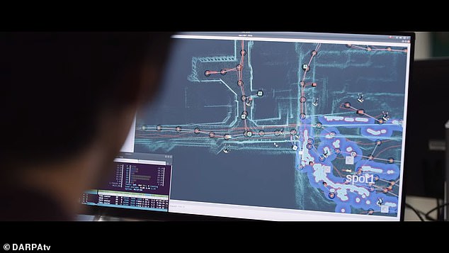 자율 로봇 및 드론이 지하 공간을 탐색하는 동안 감독관은 실시간 영상 피드와 로봇이 환경을 탐색하면서 생성한 디지털 지도를 통해 진행 상황을 추적할 수 있다.(사진=다르파TV)