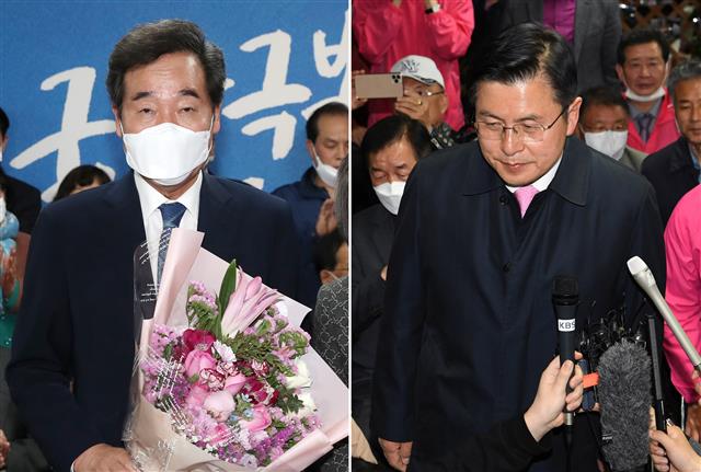 이낙연 더불어민주당 서울 종로구 국회의원 후보가 15일 선거사무소 상황실에서 당선을 확정짓자 꽃다발을 들고 있다(왼쪽). 오른쪽은 낙선인사하는 황교안 미래통합당 후보. 2020.4.15 뉴스1