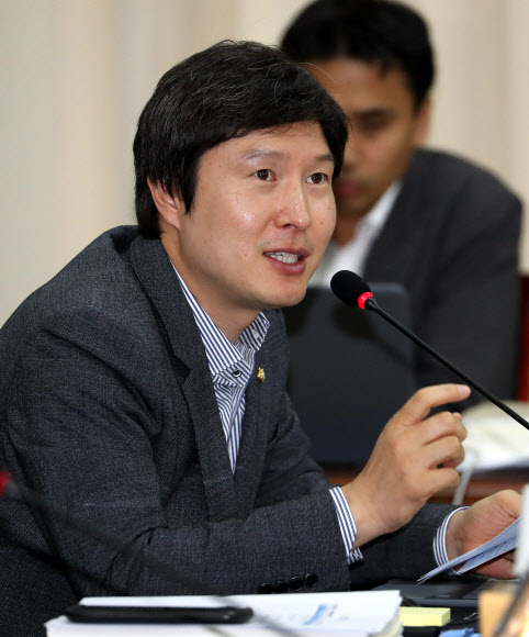 김해영 더불어민주당 최고위원연합뉴스