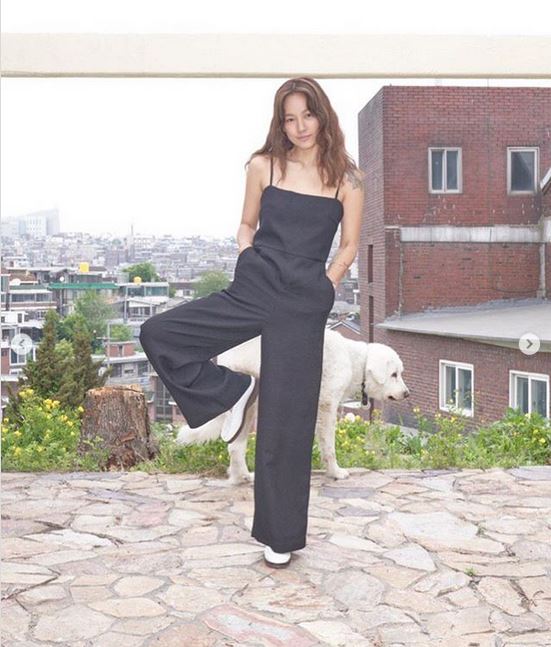 아지오 구두를 신은 이효리. 출처:이효리 인스타그램