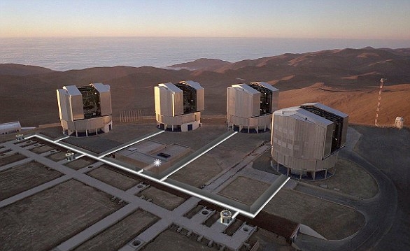 유럽남방천문대(ESO)가 운영하는 가장 강력한 망원경으로 꼽히는 초거대 망원경(VLT)