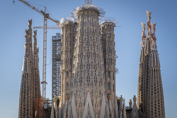 성당의 공사가 진행되는 모습​​​​​​​출처: 사그라다 파밀리아 공식 홈페이지