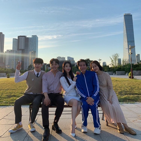 출처: 장만월 인스타그램