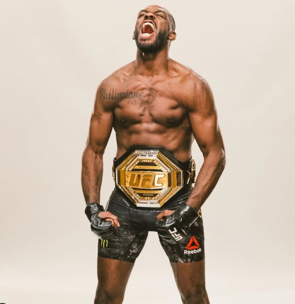 출처 : 존 존스 인스타그램, 존 존스 레예스