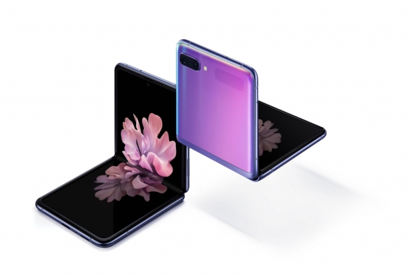 출처: 삼성전자 홈페이지, 갤럭시 Z플립 특징, 출시일, 사전예약은?