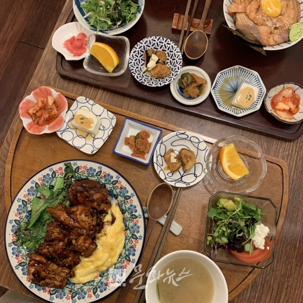 연희동 맛집 시오 연어덮밥(상), 삼색야끼도리(하)