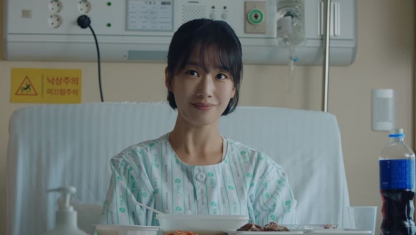 출처=tvN 드라마 '슬기로운 의사생활'​​​​​​​'슬기로운 의사생활' 정경호 러브라인 '이익순' 곽선영 누구? 나이, 결혼, 출연작