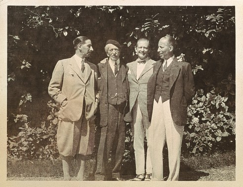 알프레도 까르띠에와 그의 세 아들