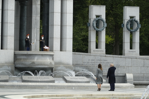 트럼프 대통령 부부, Shawn Thew/UPI/연합뉴스