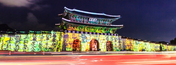 출처: 한국문화재단, 경복궁 미디어 파사드