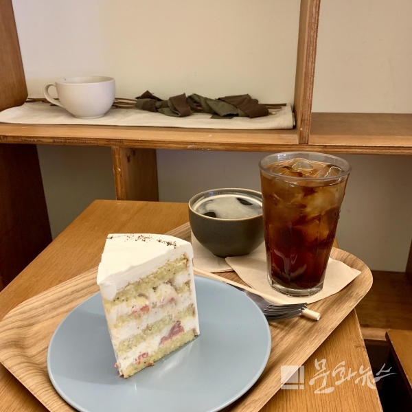 카페마를리 자몽홍차케이크, 케이크 맛집,​​​​​​​[서울 가볼만한 곳] 디저트 맛집 추천