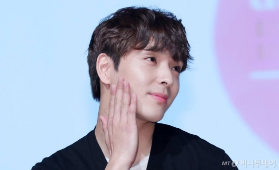 불법 촬영물 유출 혐의를 받는 FT 아일랜드 전 멤버 최종훈 / 사진=김창현 기자