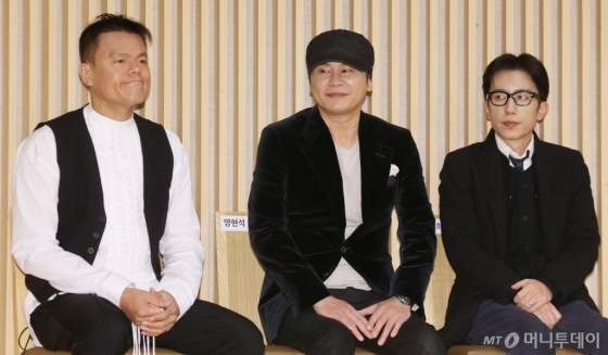 지난 2016년 SBS 'K팝 스타 시즌6' 제작발표회에 참석한 심사위원들. 왼쪽부터 가수 박진영, 양현석 YG엔터테인먼트 대표, 가수 유희열. /사진=이기범 기자