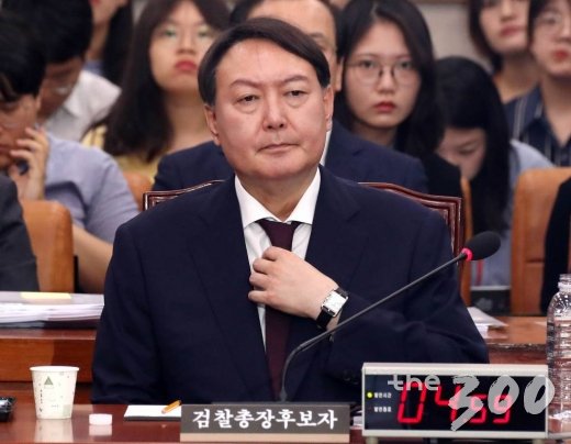 윤석열 검찰총장 후보자가 8일 오전 서울 여의도 국회에서 열린 인사청문회에 참석하고 있다./사진=홍봉진 기자