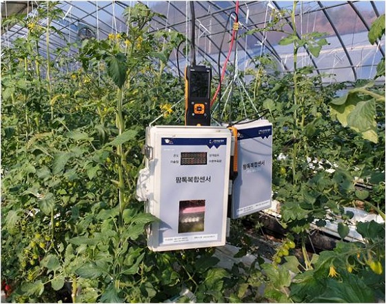 전북 다온정보의 스마트팜 시스템 ‘팜톡’(Farm Talk) 관련 장비/사진=다온정보