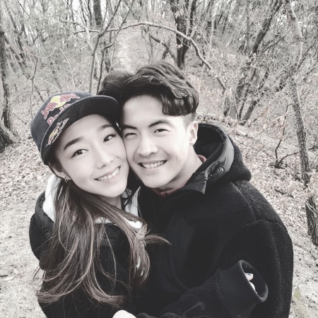 왼쪽부터 김자인 스포츠클라이밍 선수, 오영환 전 소방관./사진=김자인 선수 인스타그램