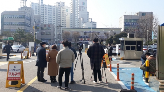 윤석열 검찰총장 장모 최모씨가 18일 의정부지검에 출석해 조사를 받을 것으로 알려졌다. 사진=오문영 머니투데이 기자