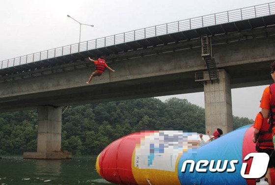 블롭점프대. 사진 속 장소는 기사와 무관합니다./ 사진=뉴스1