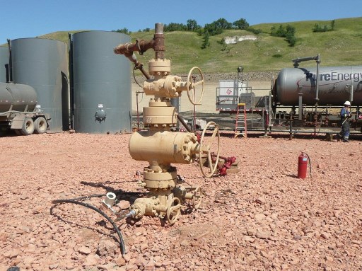 지난 1일 파산보호신청을 한 화이팅페트롤리엄의 셰일 드릴장비. 2009년 7월 17일 노스다코타주 스탠리 인근에서 촬영된 것이다./사진=AFP