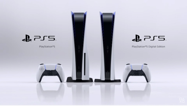 플레이스테이션5 일반 모델과 디지털 에디션(왼쪽) /사진=SIE