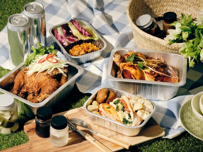 인터컨티넨탈 서울 파르나스가 판매하는 여름 보양식 '프리미엄 치킨'. 테이크아웃이나 드라이브 스루를 통해 호텔 밖에서 즐길 수 있다. /사진=파르나스 호텔