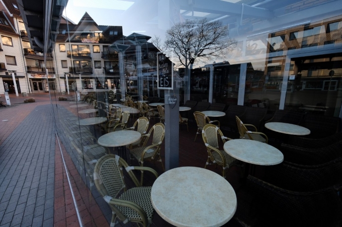 텅 비어있는 식당/사진=AFP