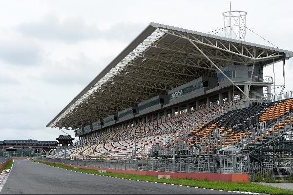 실패한 예비타당성 면제 사업의 대표 사례로 언급되는 전남 전남 영암 F1 경기장의 메인 그랜드 스텐드 모습. /조선DB