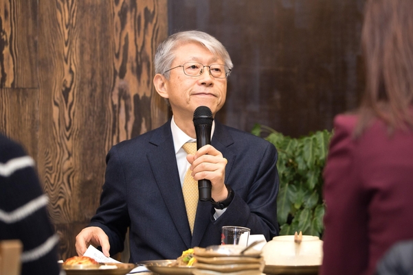 최기영 과학기술정보통신부 장관이 지난 22일  출입기자단 만찬회에서 발언하고 있는 모습. /과기정통부 제공