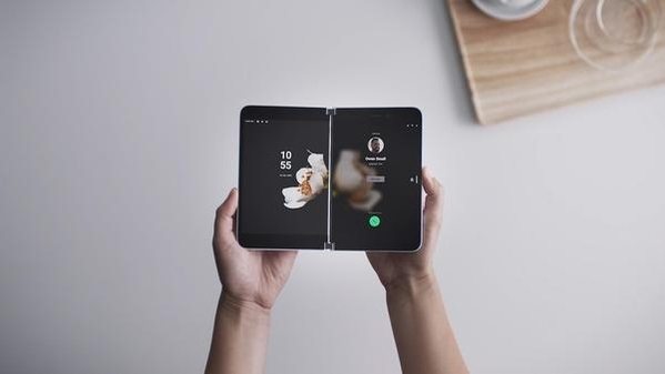 마이크로소프트(MS) 폴더블폰 서피스듀오. /MS 제공