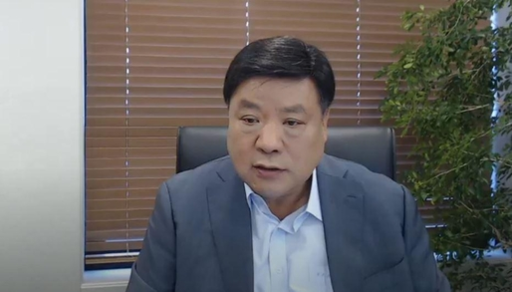 서정진 셀트리온 회장은 지난 20일 온라인 기자간담회에서 코로나19 항체치료제로 이익을 추구하지 않겠다고  밝혔다. /셀트리온
