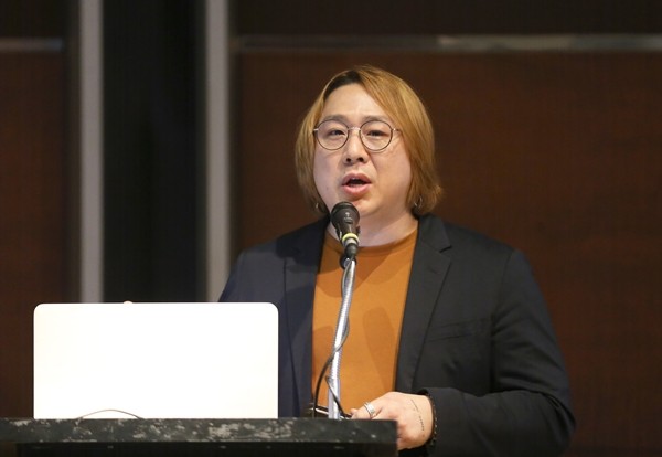 아크릴 박외진 대표