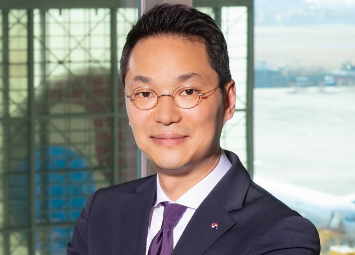 장성현 대한항공 부사장