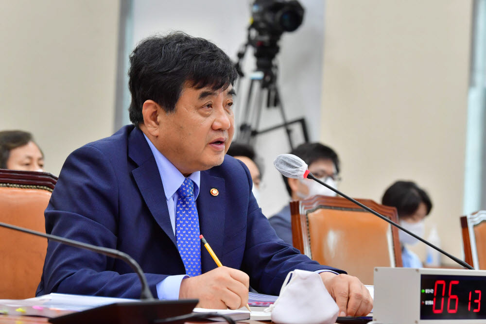 한상혁 방통위원장이 인사청문회에서 답변했다