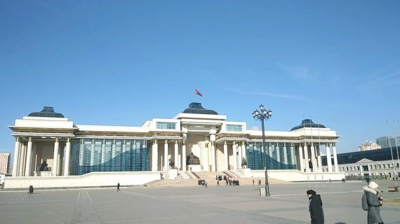 몽골 울란바토르시 수흐바타르 광장/사진=유선준 기자