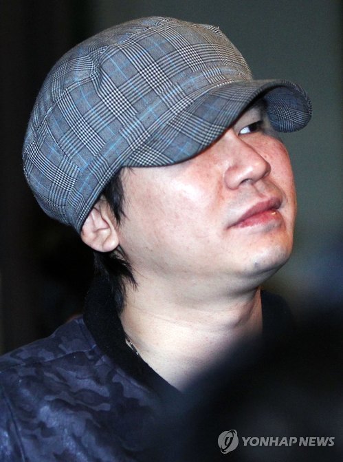 빅뱅 승리(29?본명 이승현)가 직접 운영한다고 알렸던 클럽의 실소유주가 양현석 YG엔터테인먼트 대표라는 의혹이 제기됐다. /사진=연합뉴스