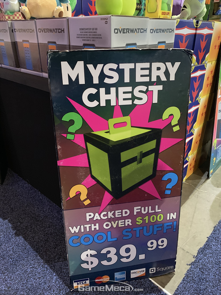 ▲ 뭔가 비싼 것들이 들어 있는걸 싸게 판단다 (사진: 게임메카 촬영)