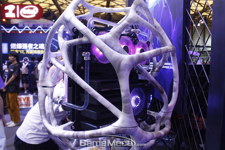 ▲ 스틸시리즈도 협력사로 참가했다 (사진: 게임메카 촬영)