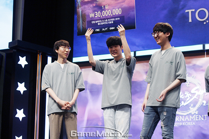 ▲ 우승을 차지한 HJH(상)과 ABC(하) 모두 초중반보다 후반에 힘을 싣는 안정적인 운영을 선보였다 (사진: 게임메카 촬영)