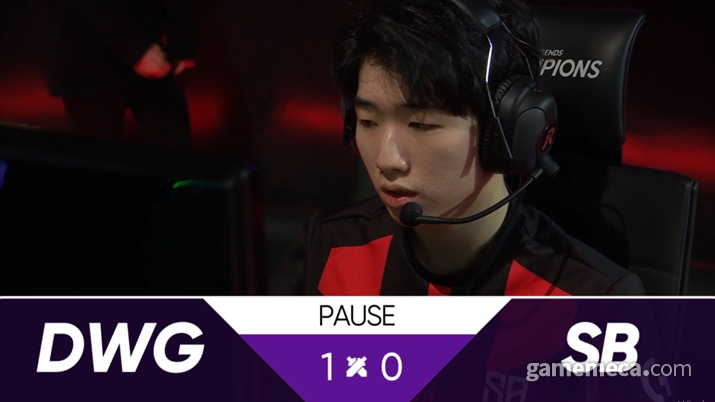 ▲ 샌드박스 소속 선수 '고스트' 장용준은 시즌 내내 잦은 퍼즈로 본의 아니게 '또스트'라는 불명예스런 별명을 획득해야 했다 (사진출처: LCK 스프링 경기 영상 갈무리)