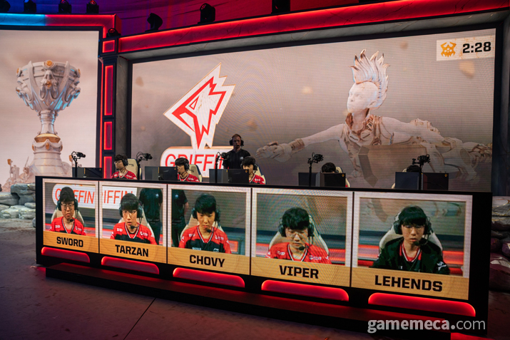 ▲ 롤드컵에 출전 중인 그리핀 선수들 (사진제공: 라이엇게임즈)