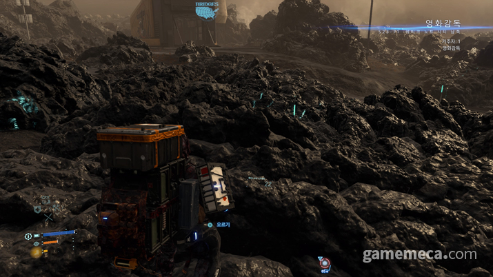 ▲ 이렇게 험한 길을 걷는 것은 예삿일이다 (사진: 게임메카 촬영)