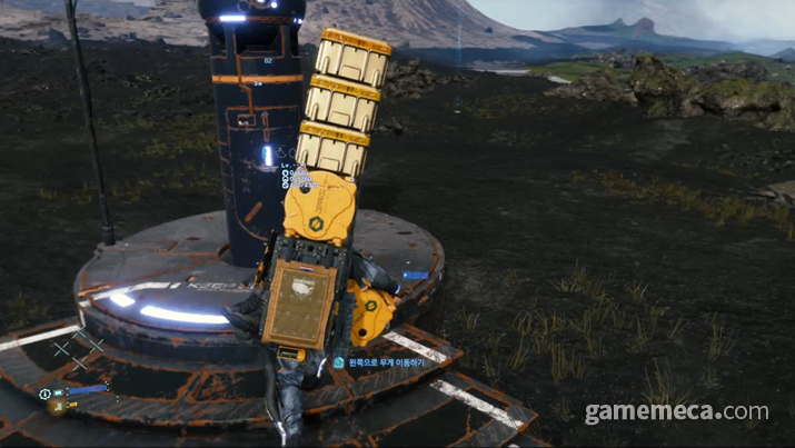 ▲ 그 것도 이런 무지막지한 짐을 메고서 말이다 (사진: 게임메카 촬영)