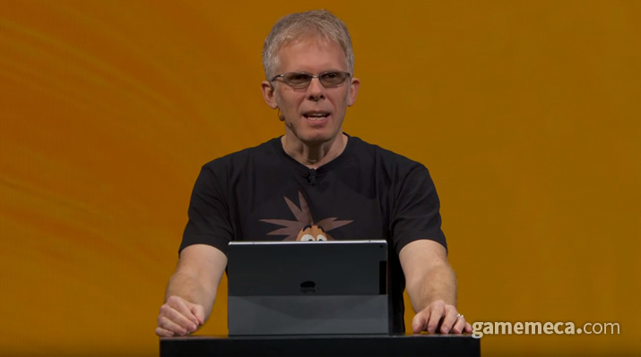 ▲ 기어 VR에 대해 설명하는 존 카맥 CTO (사진출처: 오큘러스 커넥트 6 공식 영상 갈무리)