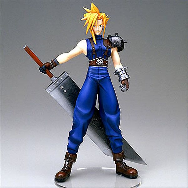 ▲ 코토부키야 1/8 피규어. 2005년 제품이라 최근 피규어와는 품질 면에서 갭이 크다. 다리 길이 비율이 범상치 않아 보이는데, 실제 게임 비율이 저렇다 (사진출처: 아미아미 홈페이지)