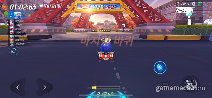 ▲ 조작 자체가 편리하다보니까 주행감도 굉장히 뛰어나다 (사진: 게임메카 촬영)
