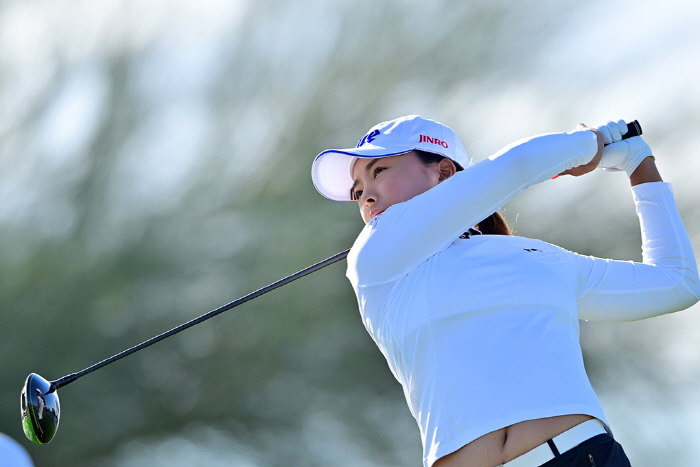 티샷하는 고진영 [사진출처 = 연합뉴스]