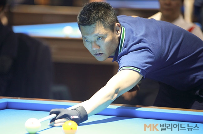 24조 이승환(2승1패, 사진) 26조 김대홍(1승2패) 36조 최봉원(2승1패) 41조 이재광B(2승1패)도 조2위로 결선 토너먼트에 진출했다.